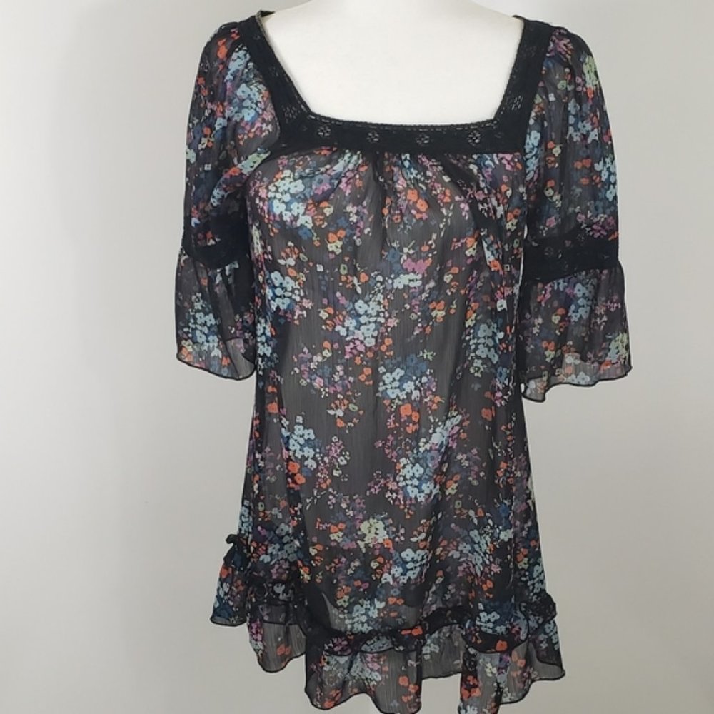 Belle Du Jour Sheer Floral Tunic Blouse Large